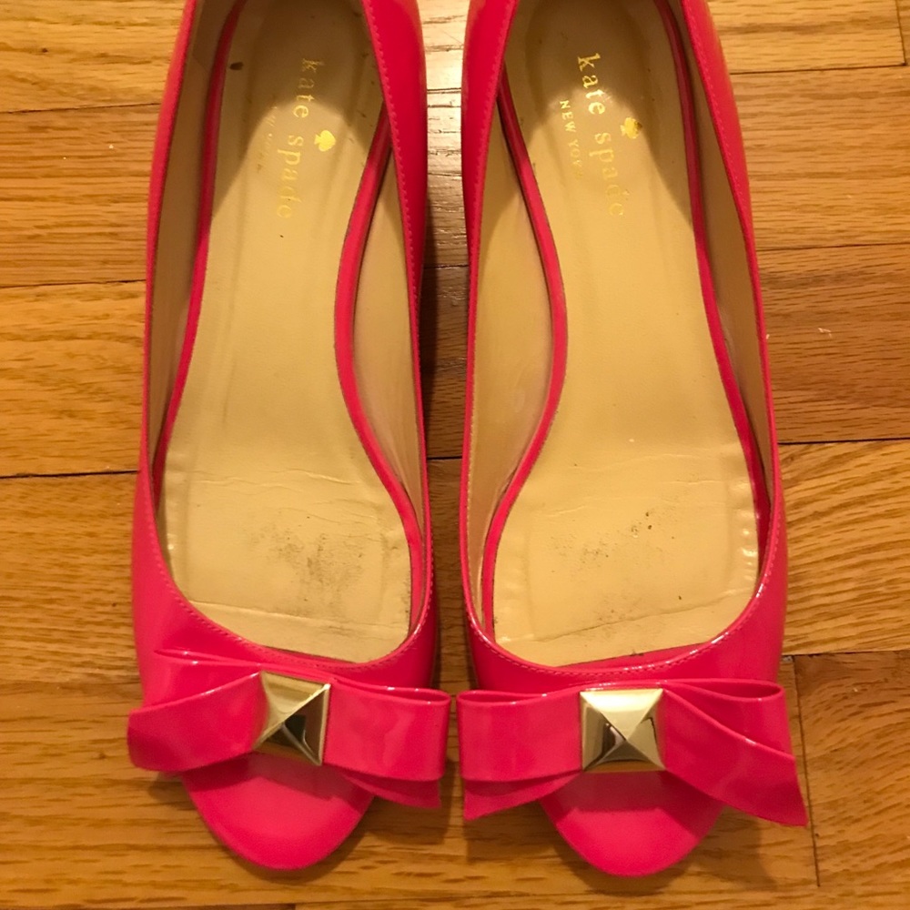 Kate Spade pink patent peep toe as new wedges 7.5
